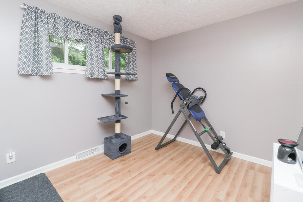 274 Cliffbrook Property Photo 25