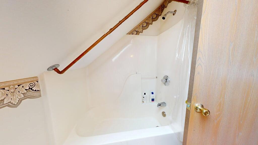 303 Woodbine Property Photo 19