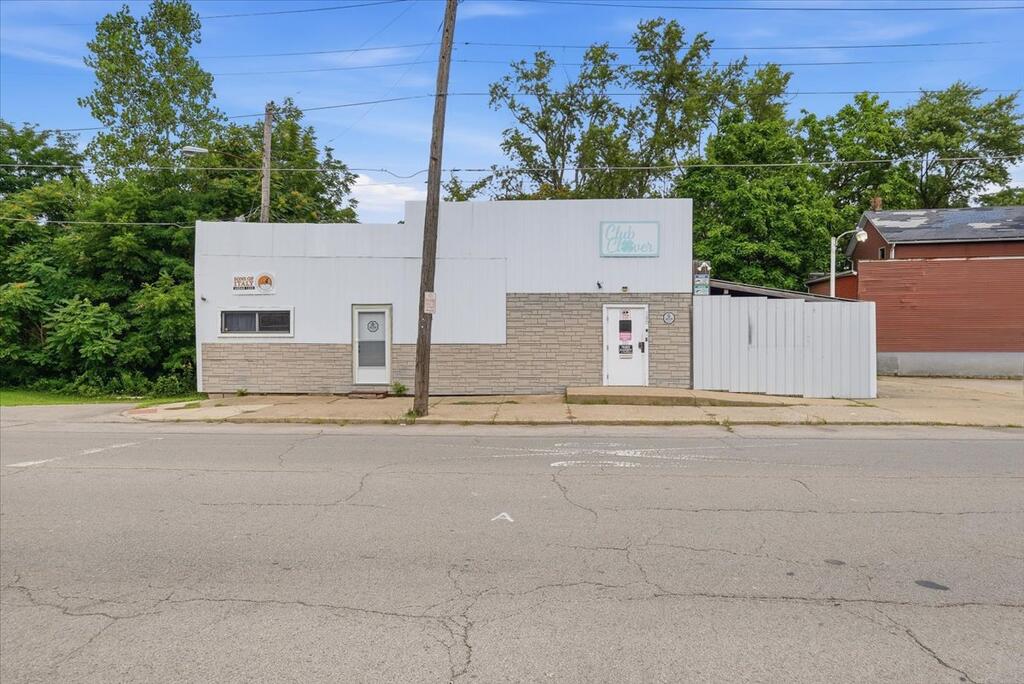 185 Orange Street Property Photo 2