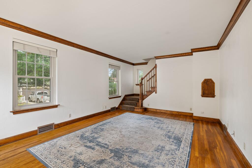 315 Samaritan Ave Property Photo 5
