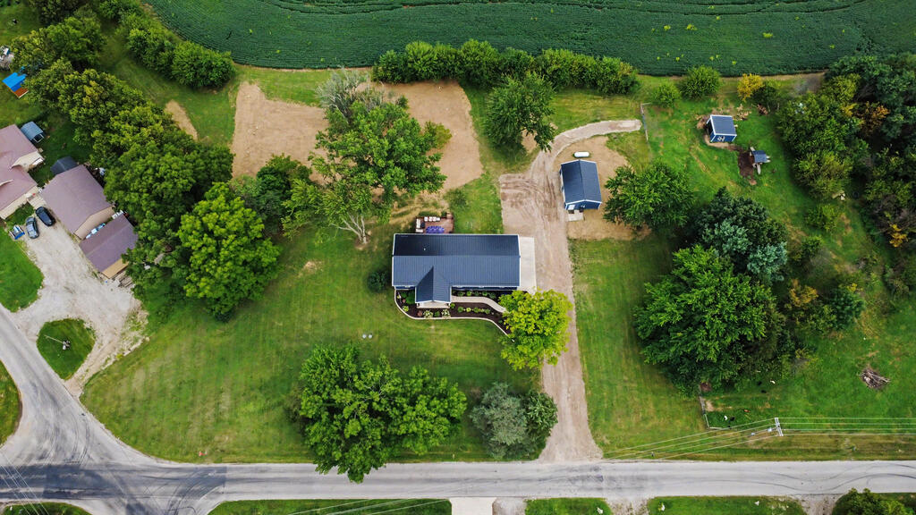 1999 County Road 156 Property Photo 4