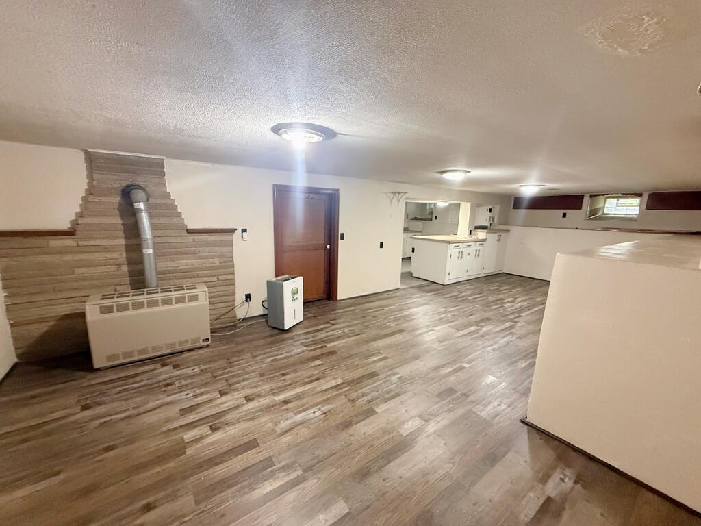 91.5 Fitting Ave Property Photo 13