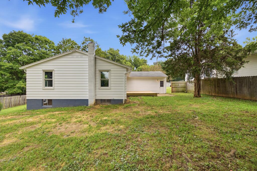 1212 Michael Dr Property Photo 24