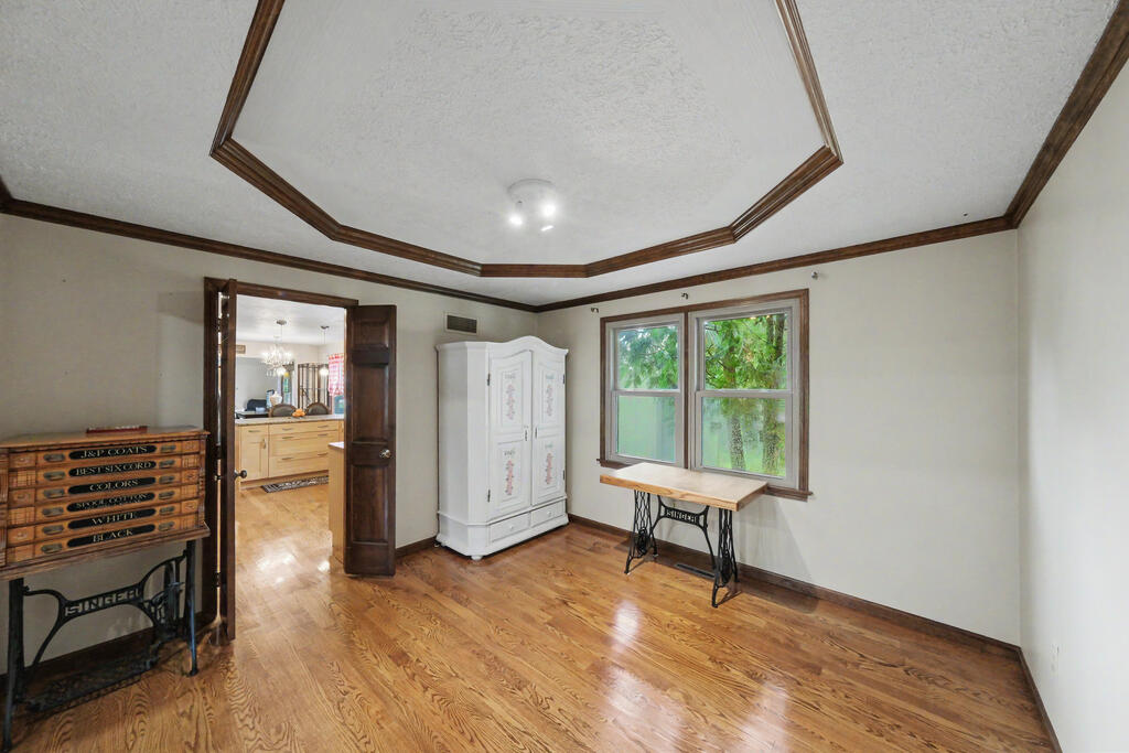 1300 Cedarlawn Ct Property Photo 7