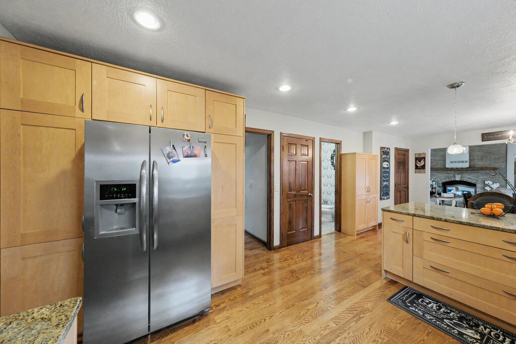 1300 Cedarlawn Ct Property Photo 9
