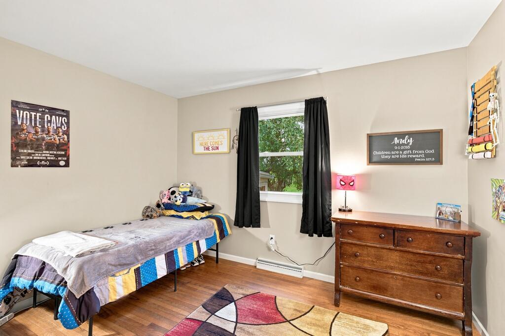 951 Thomas Dr Property Photo 11