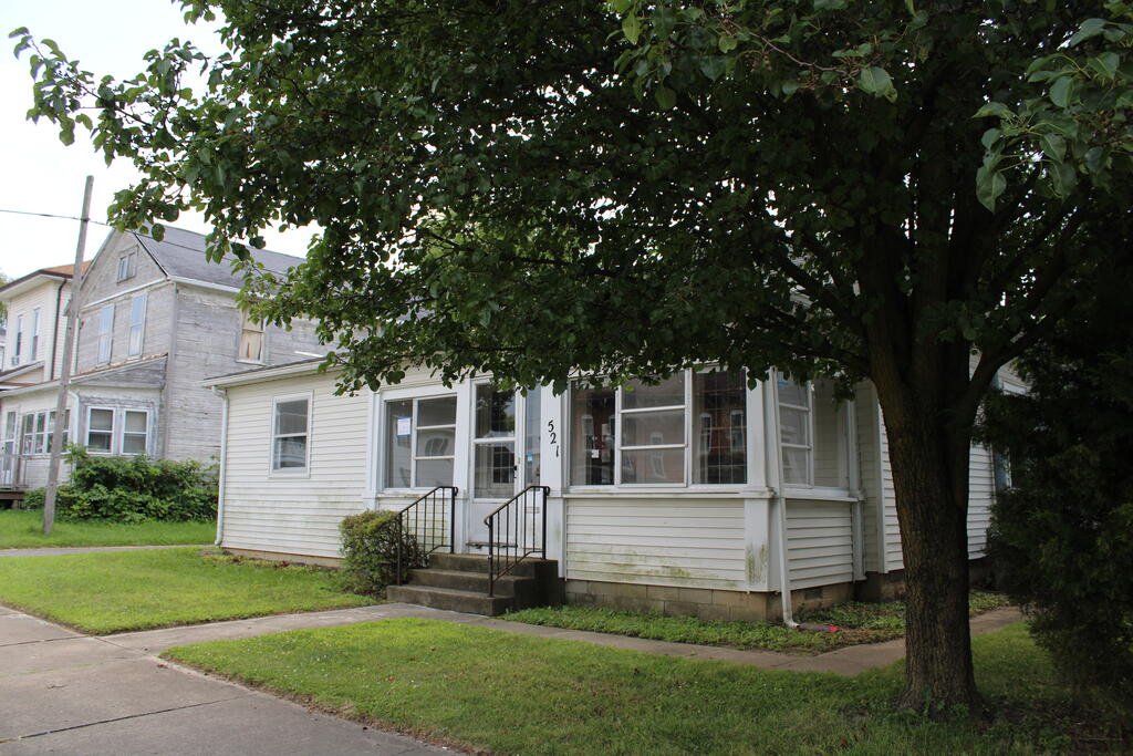 521 E Harding Way Property Photo 7