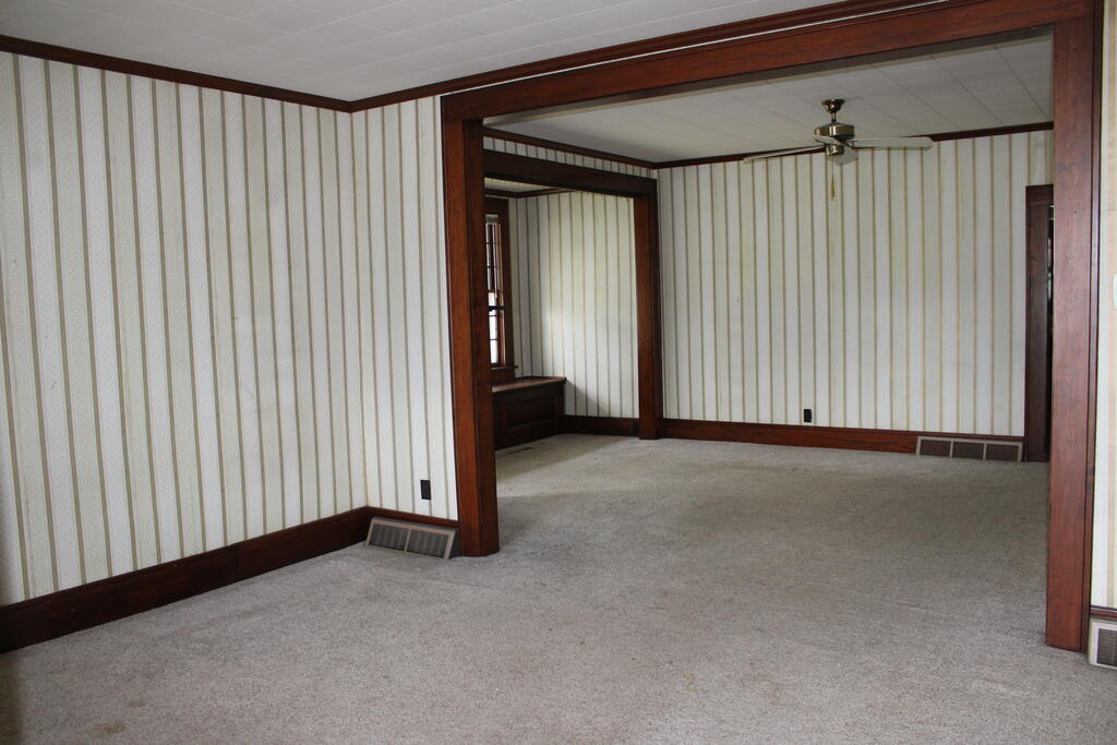 521 E Harding Way Property Photo 8