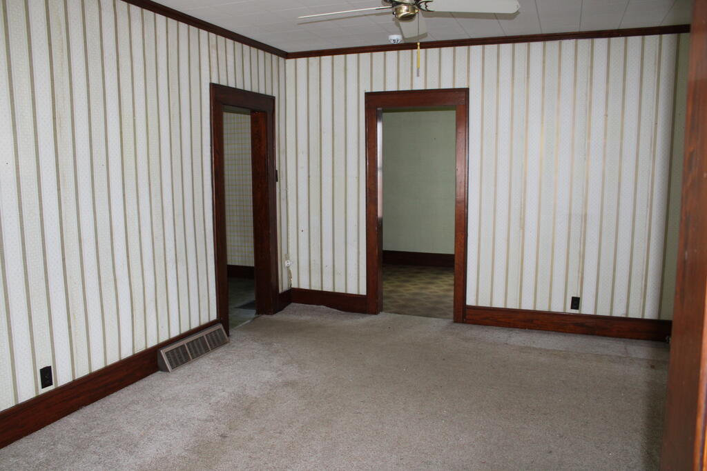 521 E Harding Way Property Photo 10