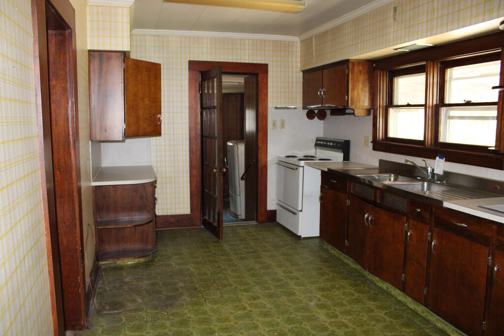 521 E Harding Way Property Photo 12