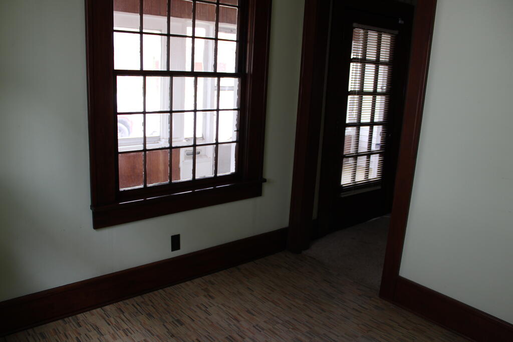 521 E Harding Way Property Photo 17
