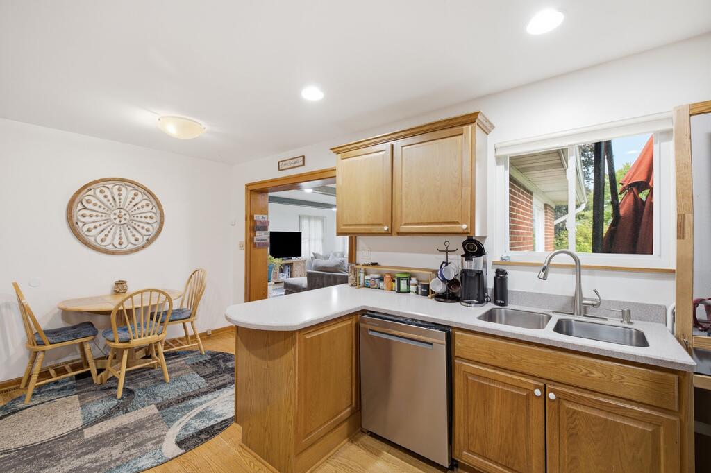1465 Orange Rd Property Photo 4