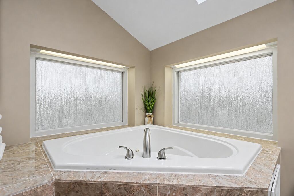 1032 County Road 2256 Property Photo 24