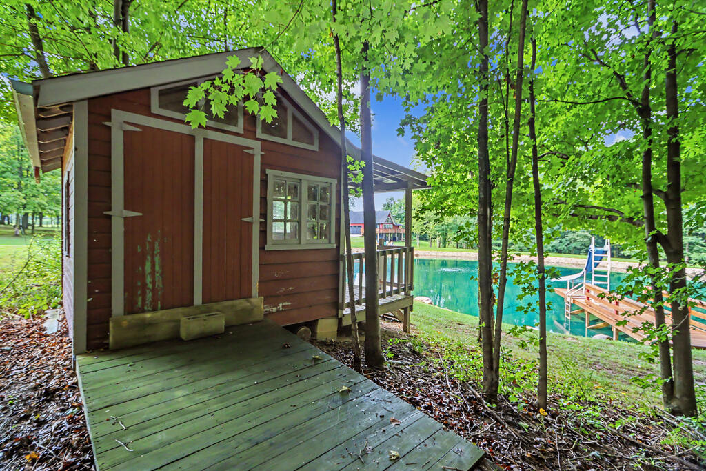 1032 County Road 2256 Property Photo 92