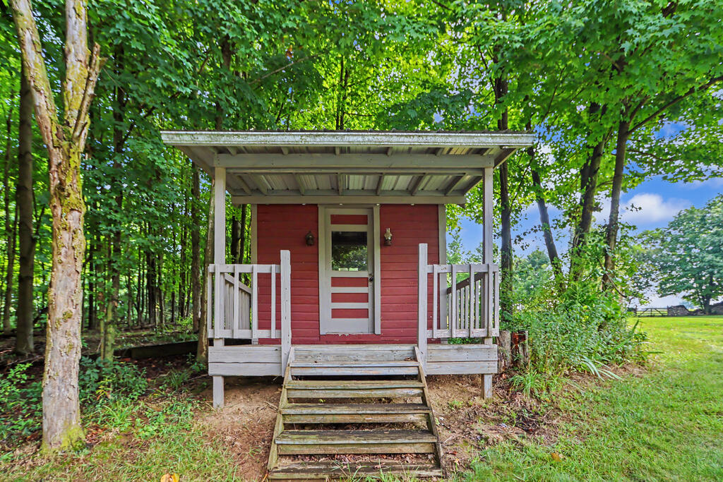 1032 County Road 2256 Property Photo 93