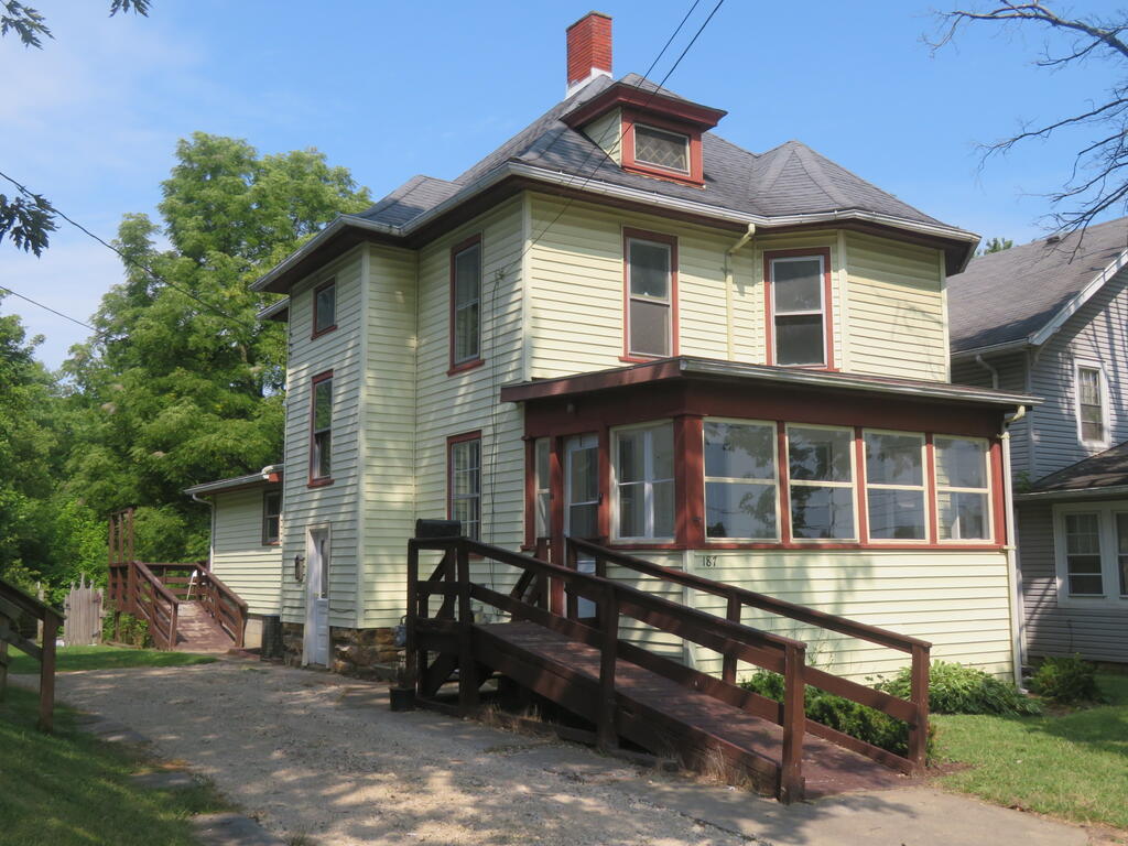187 Western Ave Property Photo 3