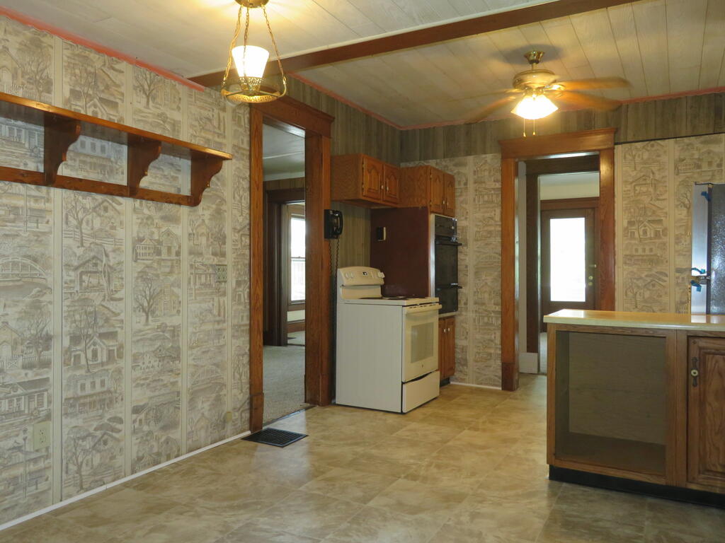 187 Western Ave Property Photo 14