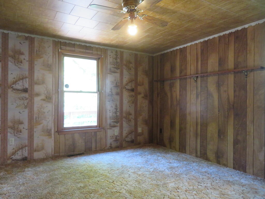 187 Western Ave Property Photo 19