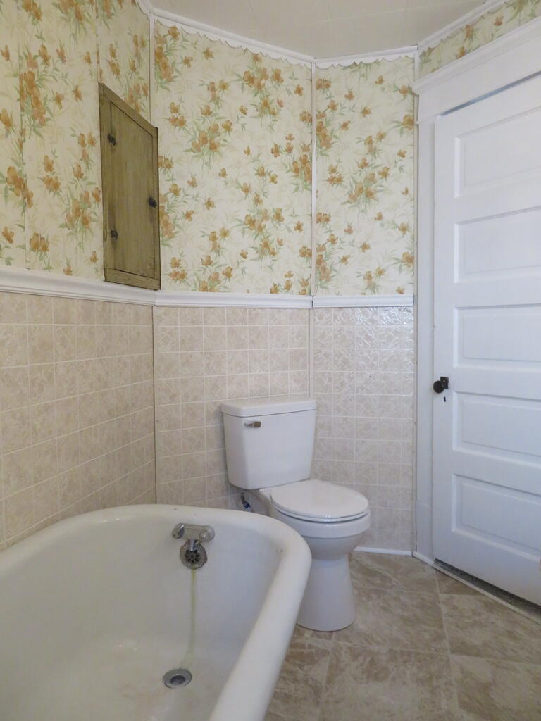 187 Western Ave Property Photo 22