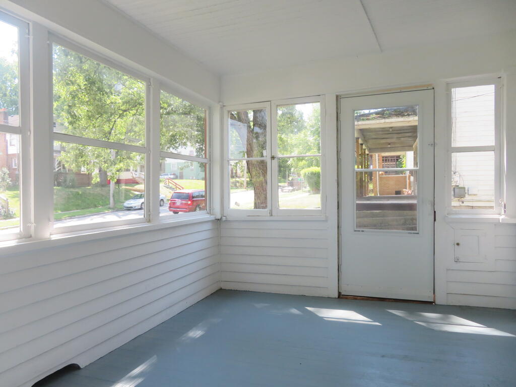 187 Western Ave Property Photo 29