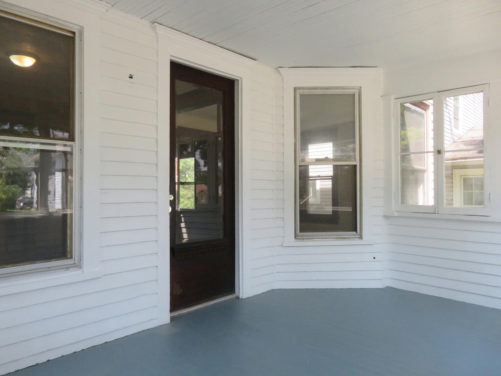 187 Western Ave Property Photo 30