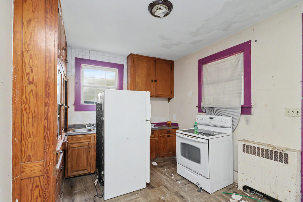 24 E Emerald Street Property Photo 7