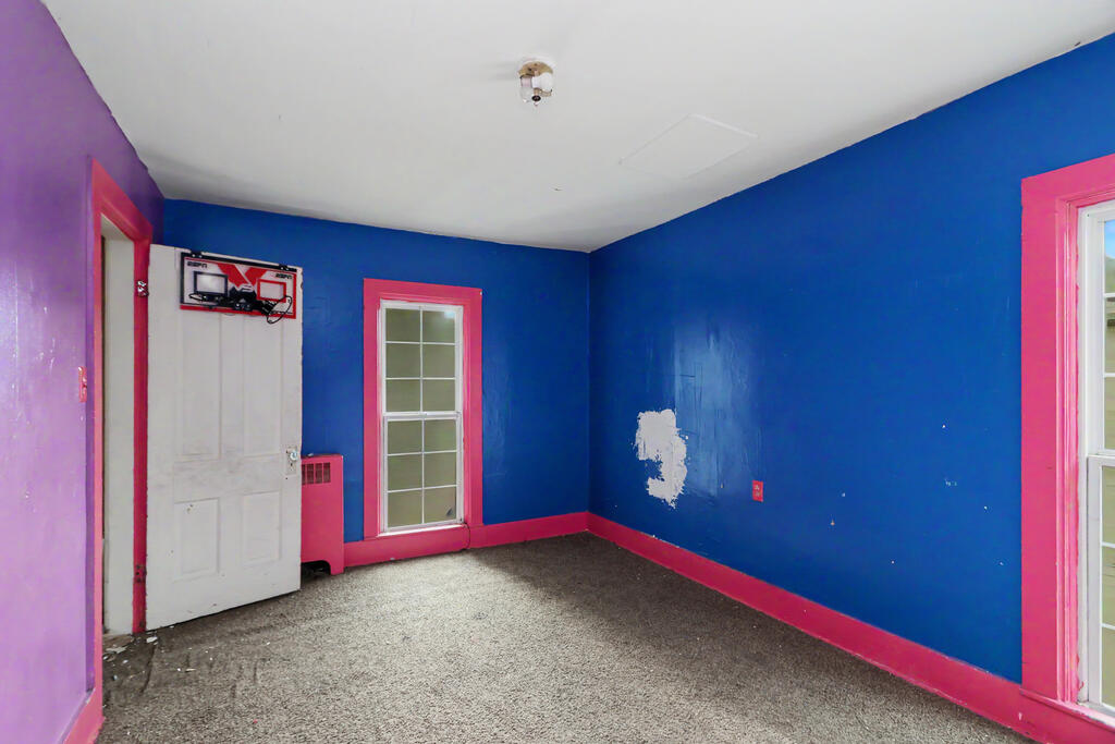 24 E Emerald Street Property Photo 12