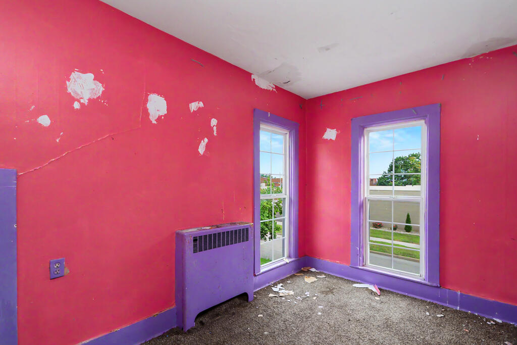 24 E Emerald Street Property Photo 14