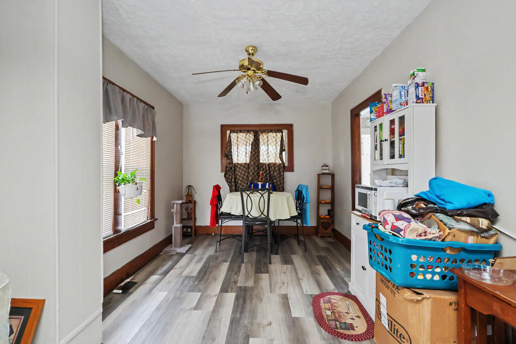 24 E Emerald Street Property Photo 28