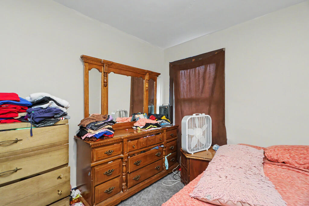 24 E Emerald Street Property Photo 33