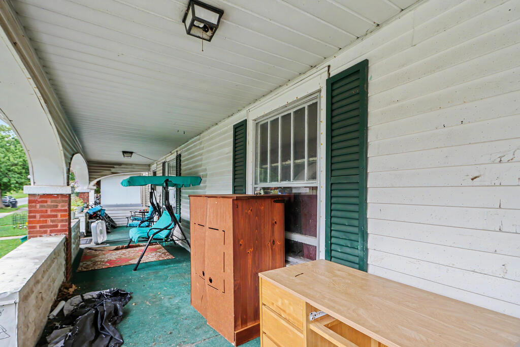 24 E Emerald Street Property Photo 40