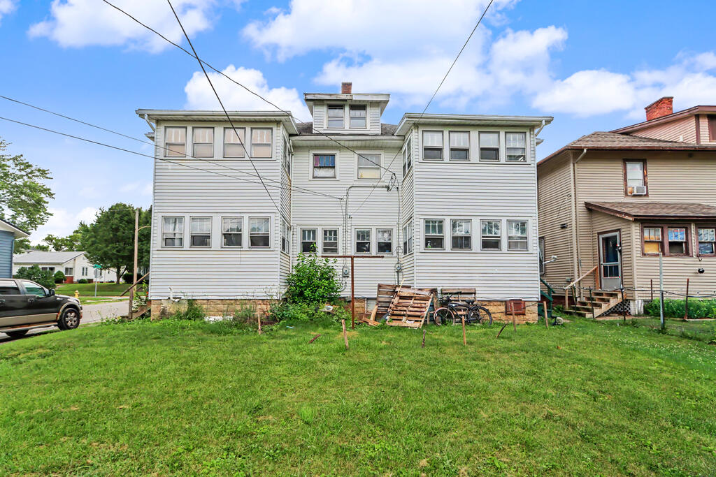 24 E Emerald Street Property Photo 41