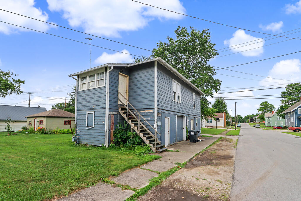 24 E Emerald Street Property Photo 46