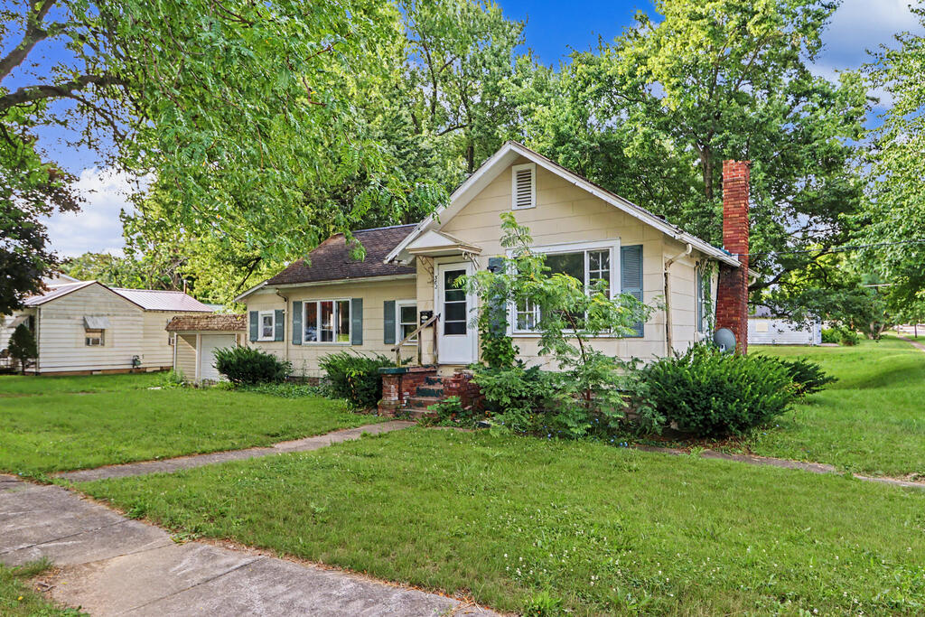 24 E Emerald Street Property Photo 49