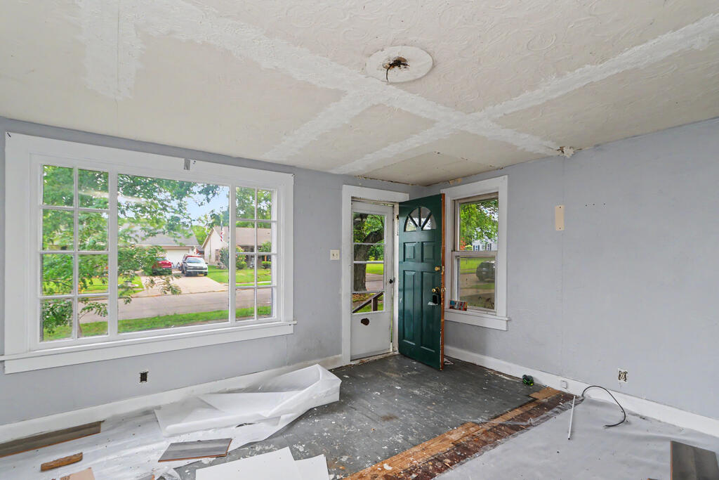 24 E Emerald Street Property Photo 51