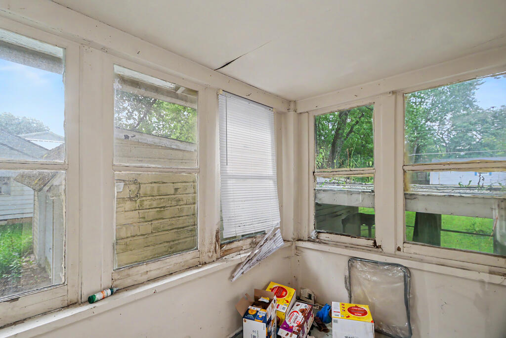 24 E Emerald Street Property Photo 52