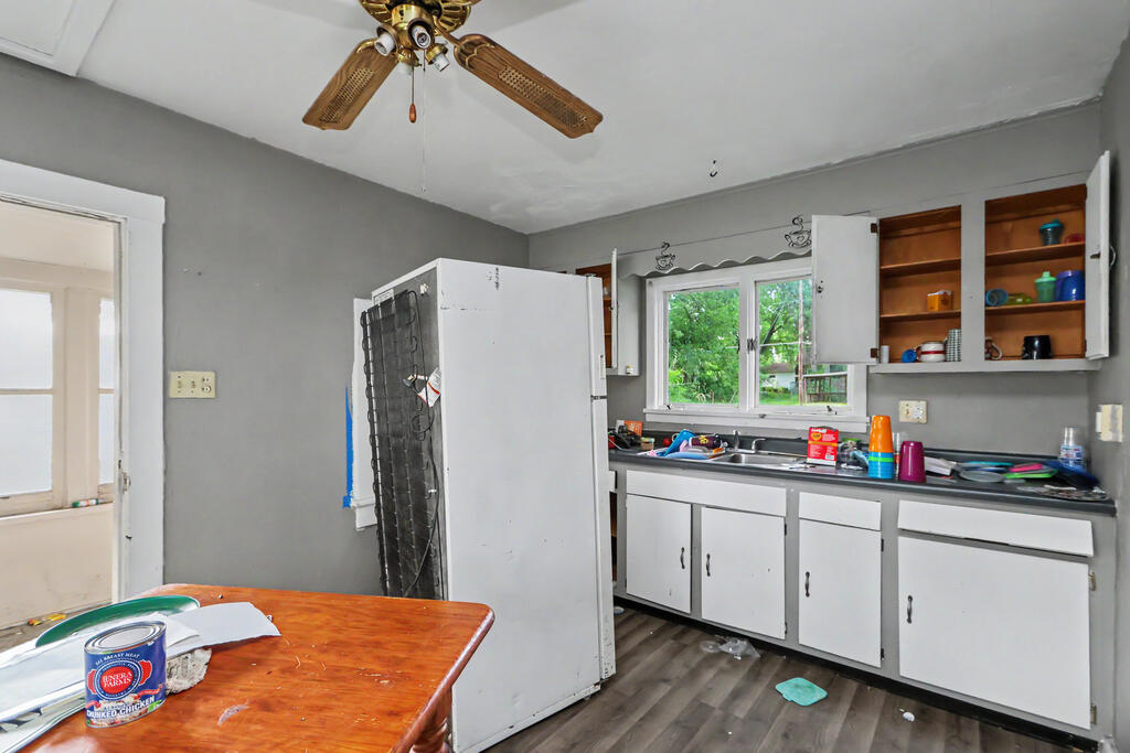 24 E Emerald Street Property Photo 55