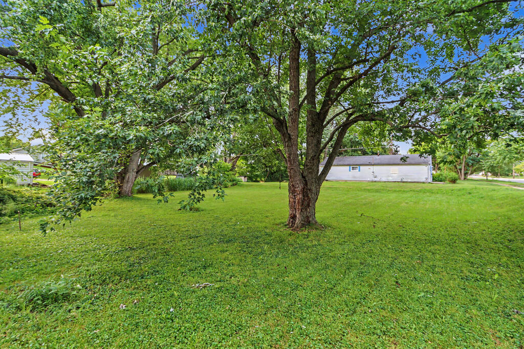 24 E Emerald Street Property Photo 56