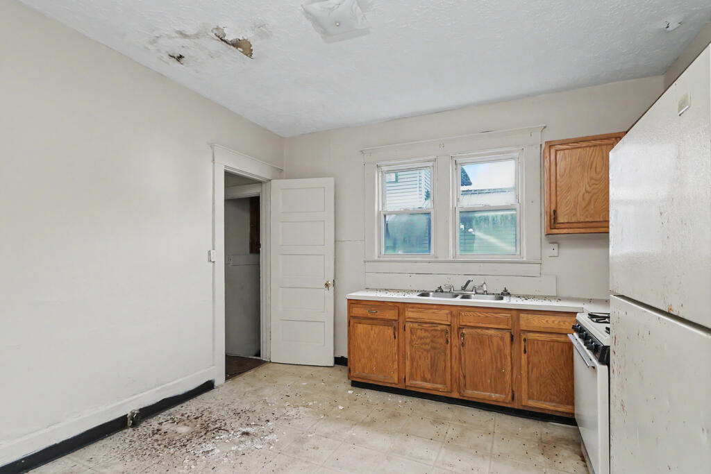 24 E Emerald Street Property Photo 70