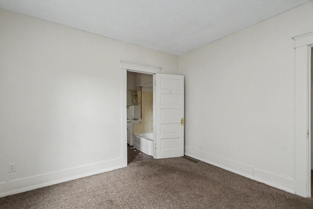 24 E Emerald Street Property Photo 75