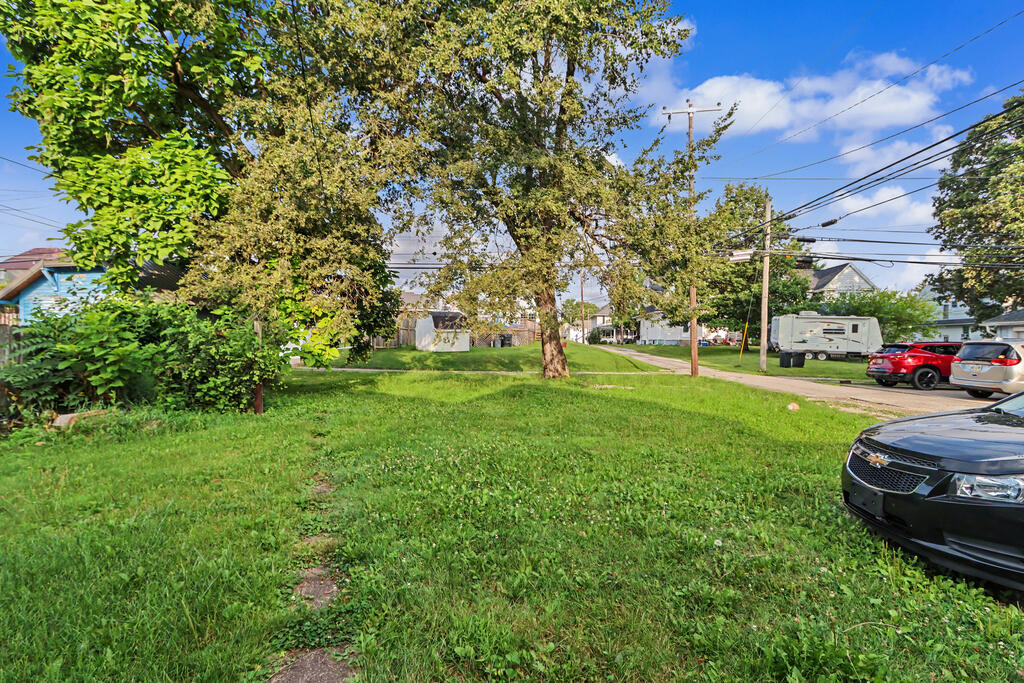 24 E Emerald Street Property Photo 82