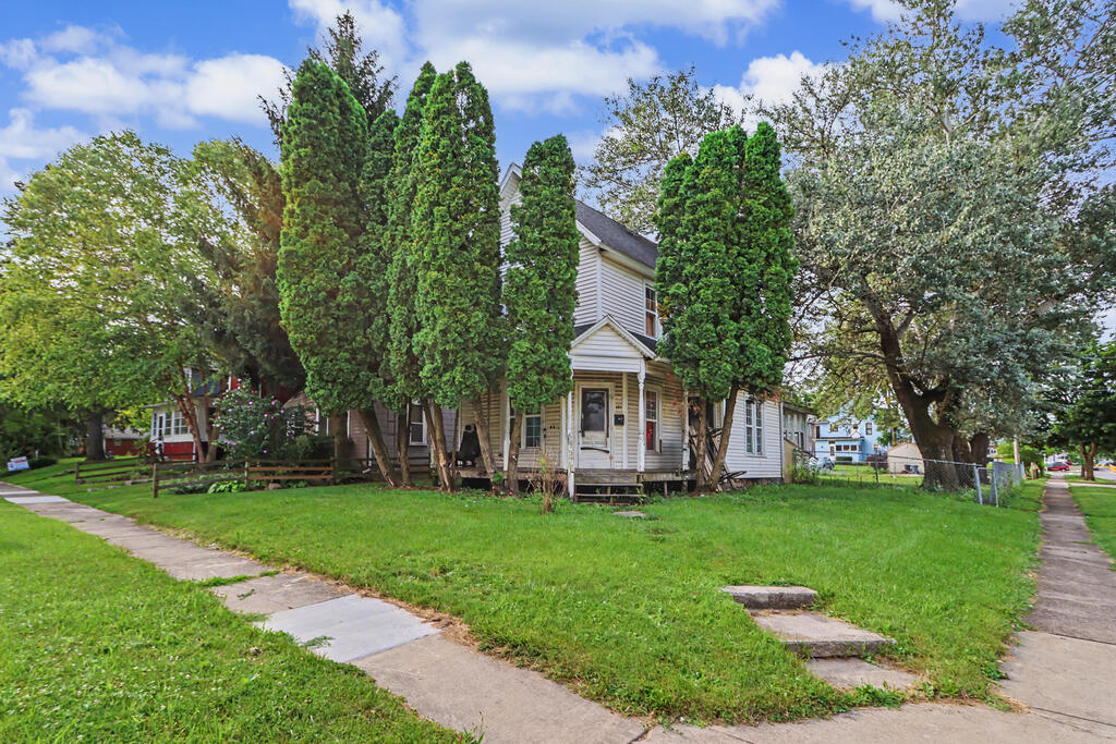24 E Emerald Street Property Photo 84