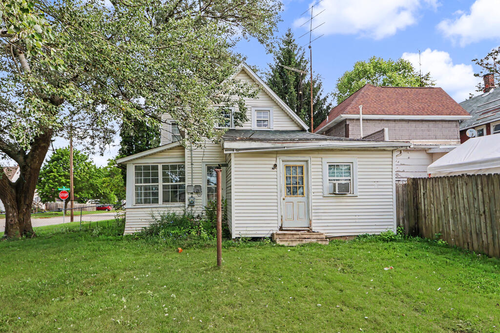 24 E Emerald Street Property Photo 87