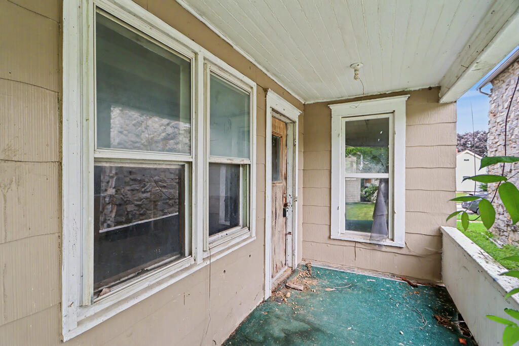 24 E Emerald Street Property Photo 112