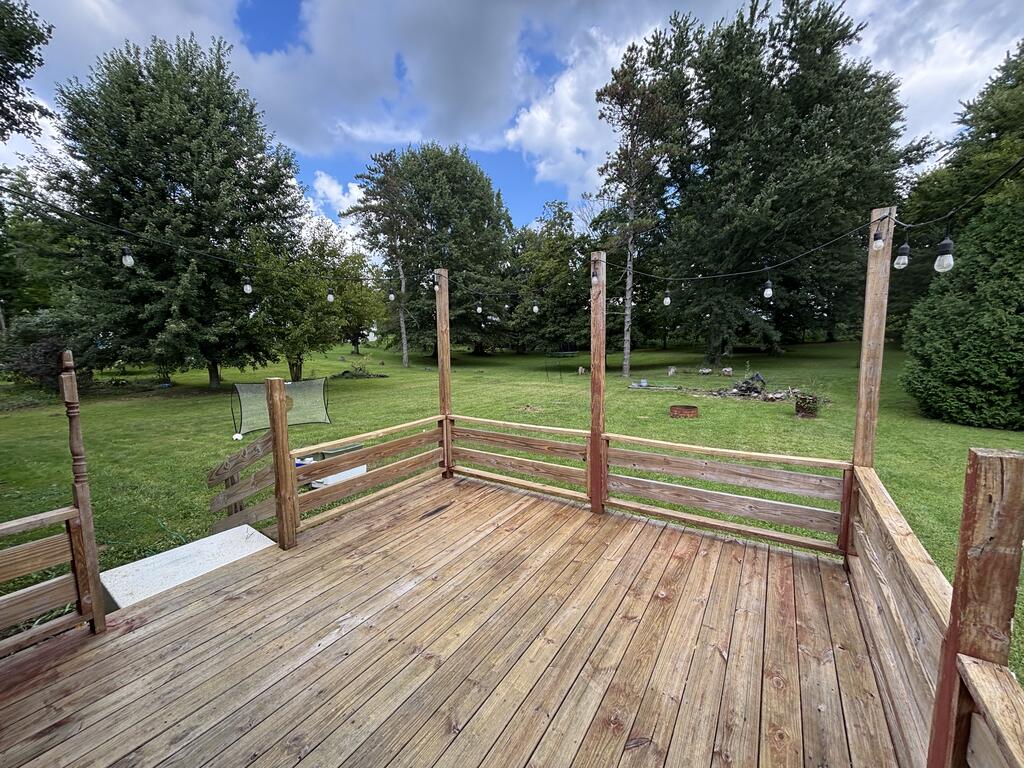 82 W Main St Property Photo 6