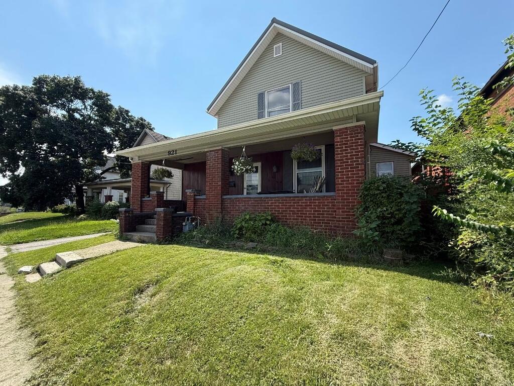 921 North Sandusky Ave Property Photo 1