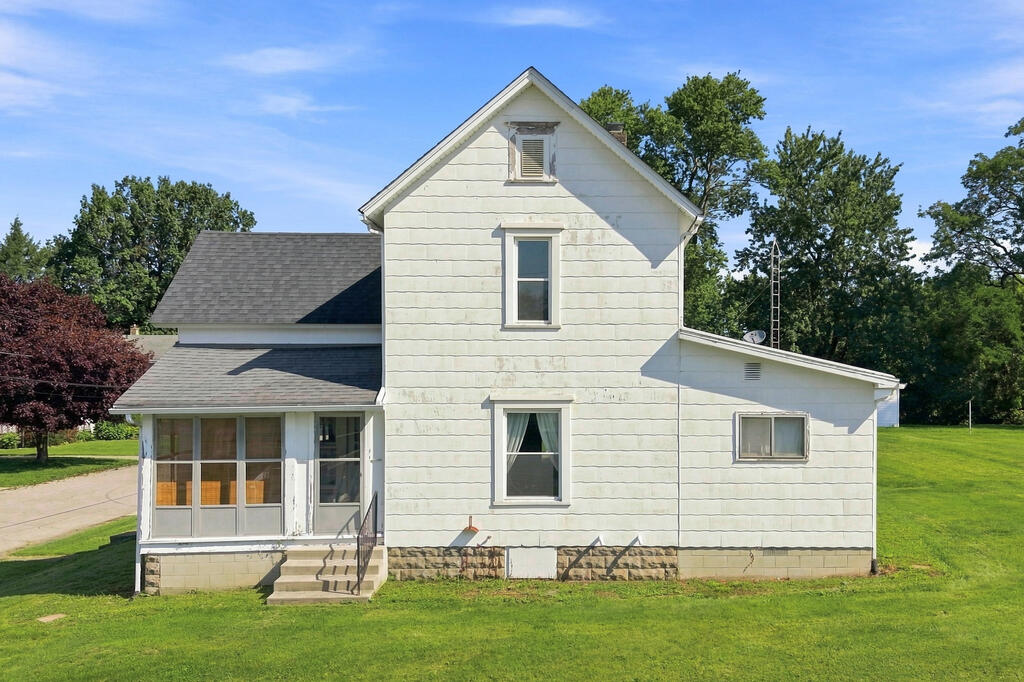 519 Beethoven St. Property Photo 1