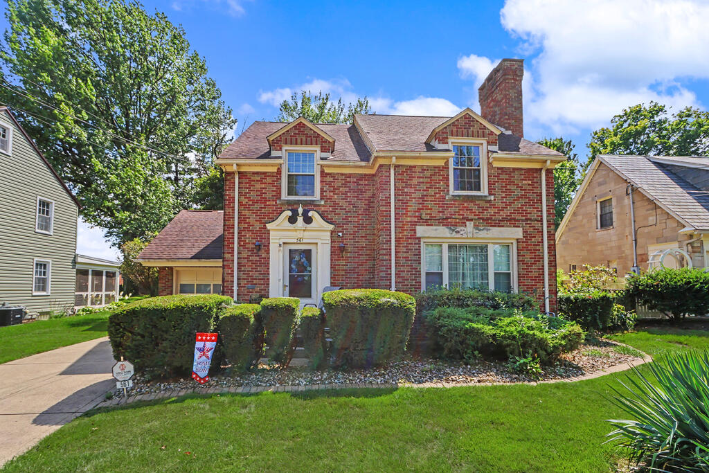561 Sloane Avenue Property Photo 1