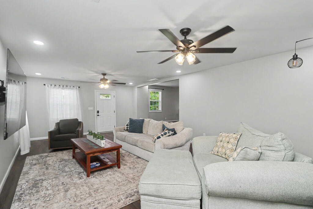 6710 State Route 42 Property Photo 3