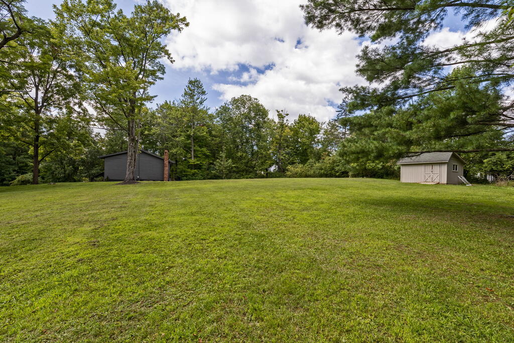 646 Kennedy Dr Property Photo 2
